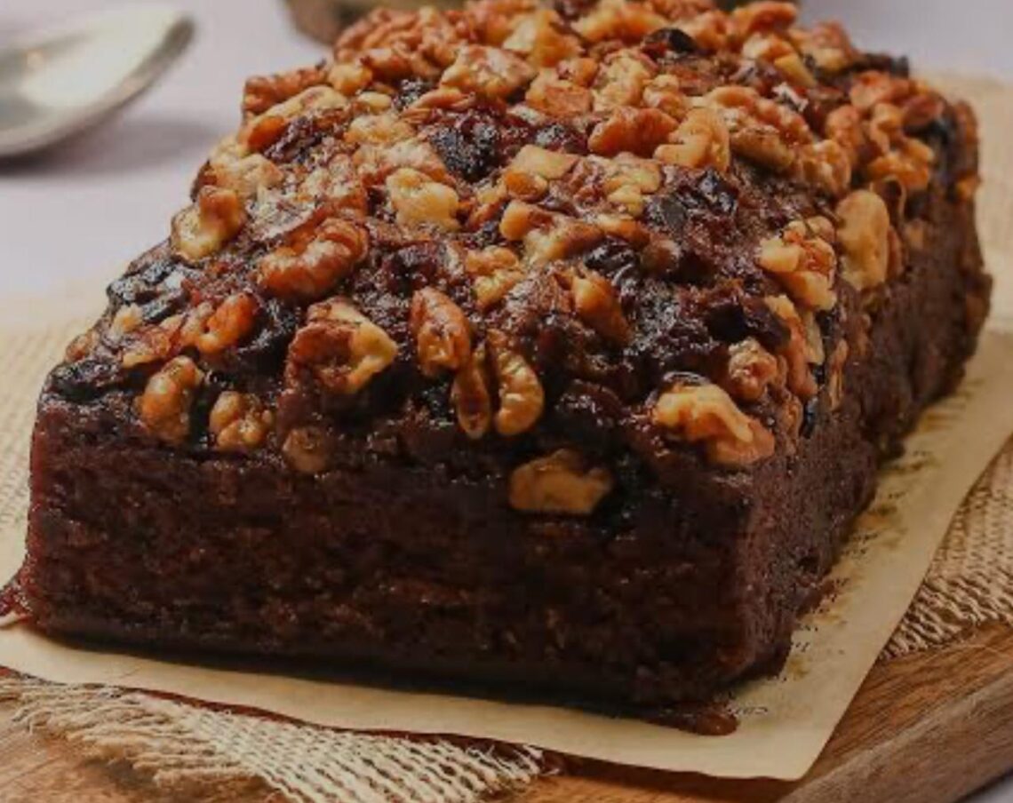 Homemade Walnut and Dates Cake